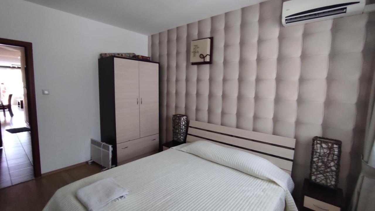 Dom-El Real Apartments In Sea View Complex 스베티 블라스 외부 사진